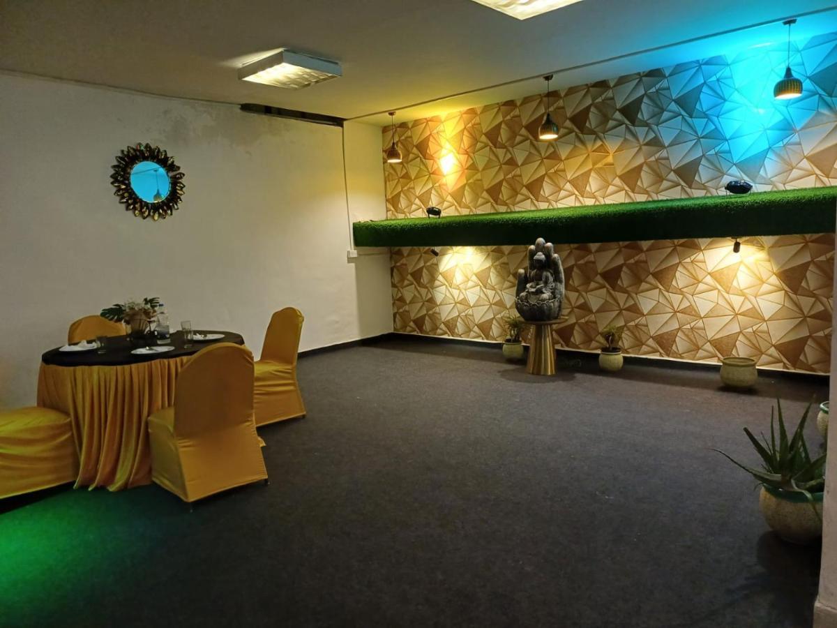 Hotel Elite Sector 45 I Gurgaon Central I Couple Friendly المظهر الخارجي الصورة
