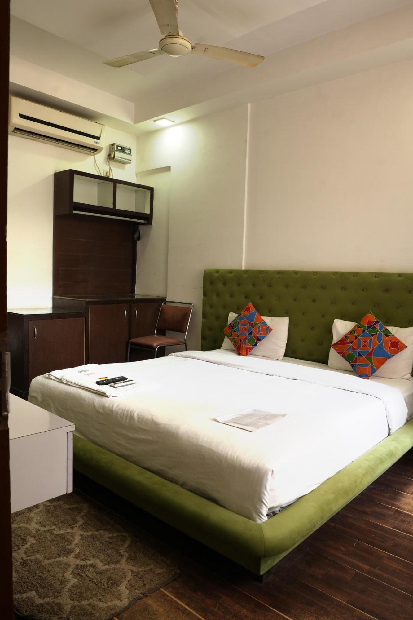 Hotel Elite Sector 45 I Gurgaon Central I Couple Friendly المظهر الخارجي الصورة