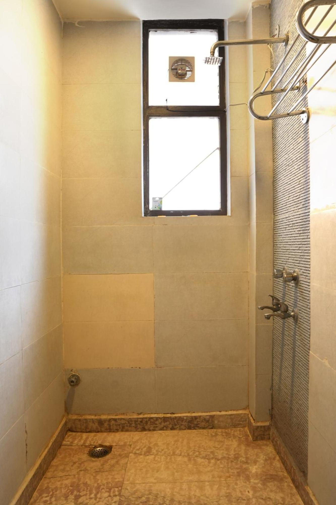 Hotel Elite Sector 45 I Gurgaon Central I Couple Friendly المظهر الخارجي الصورة