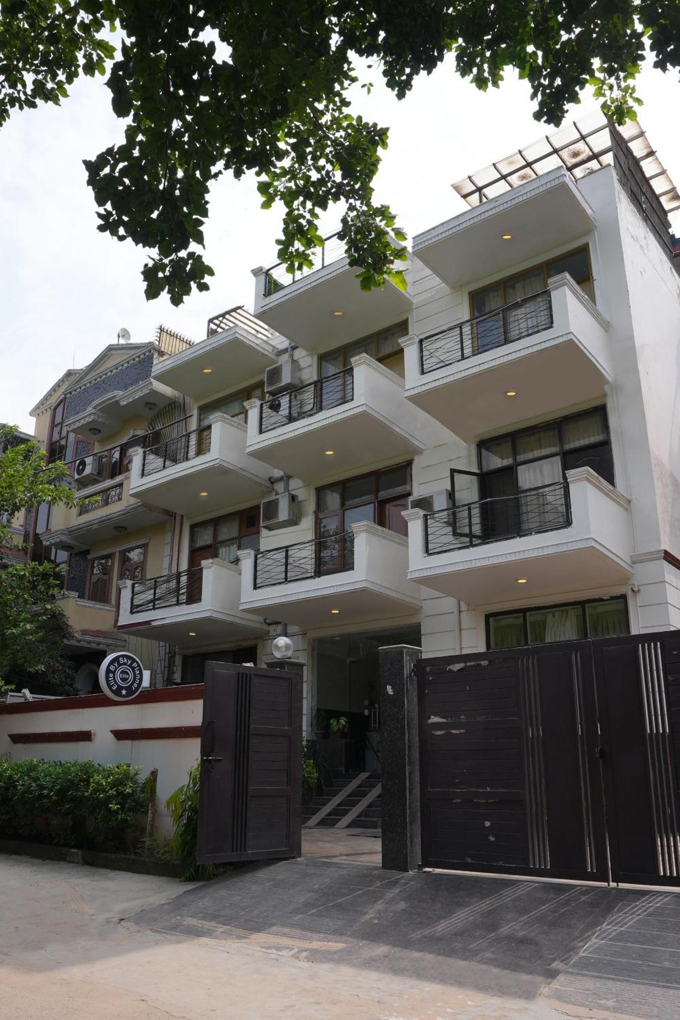 Hotel Elite Sector 45 I Gurgaon Central I Couple Friendly المظهر الخارجي الصورة