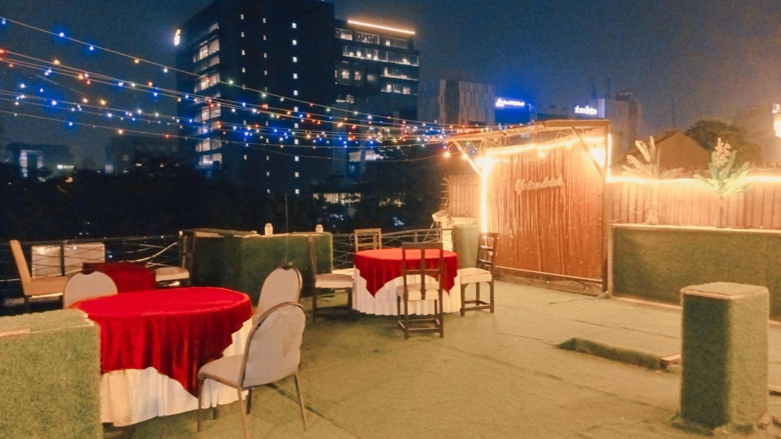 Hotel Elite Sector 45 I Gurgaon Central I Couple Friendly المظهر الخارجي الصورة